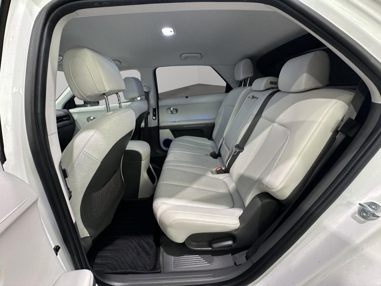 2023 Hyundai IONIQ 5 Preferred | Reverse Cam | Heated Seats Photo