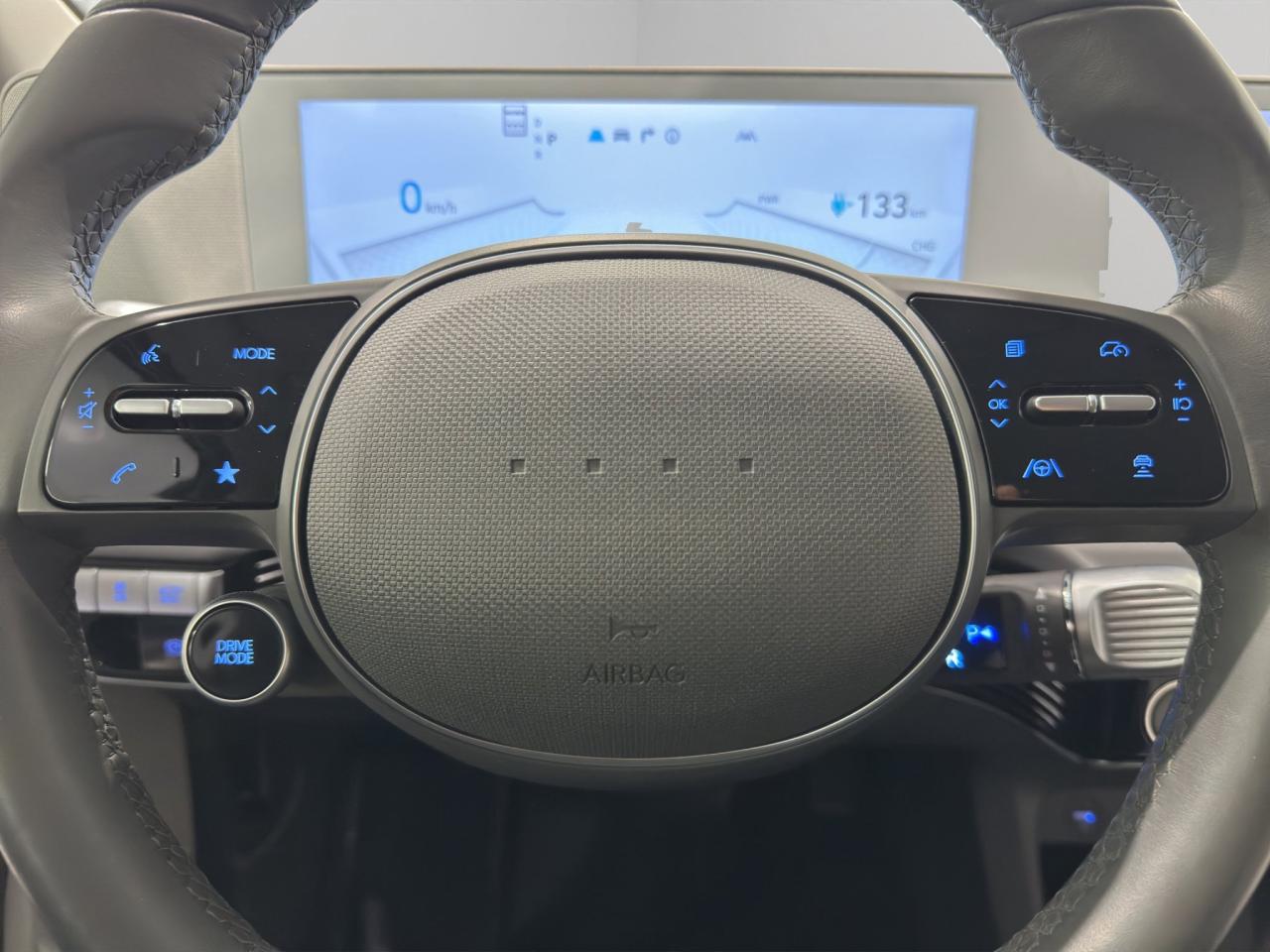 2023 Hyundai IONIQ 5 Preferred | Reverse Cam | Heated Seats Photo