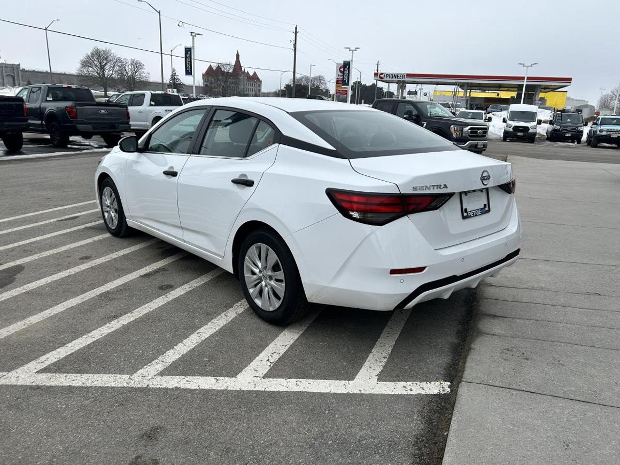 2024 Nissan Sentra S Photo