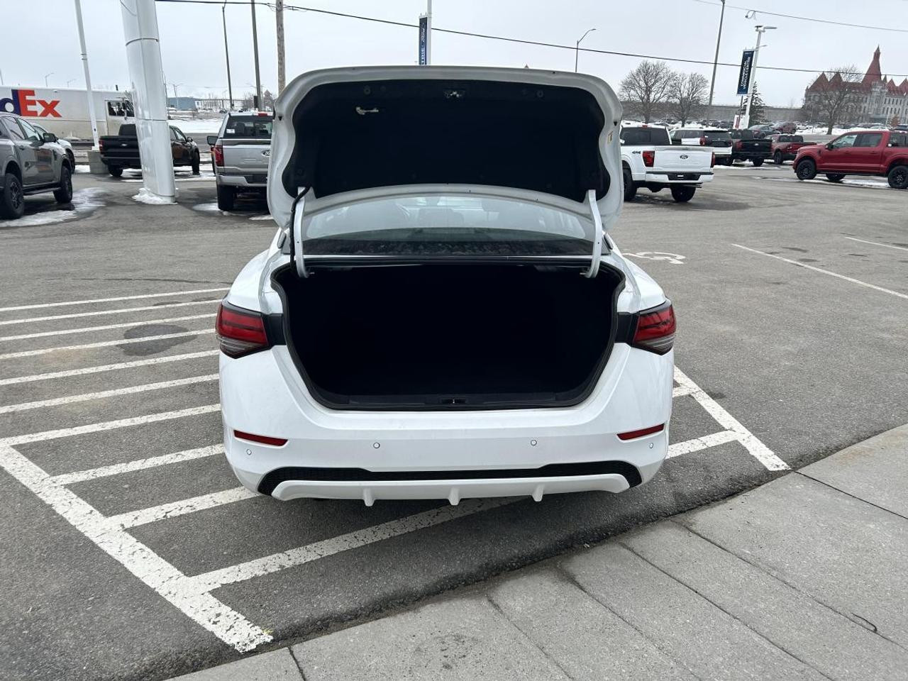 2024 Nissan Sentra S Photo