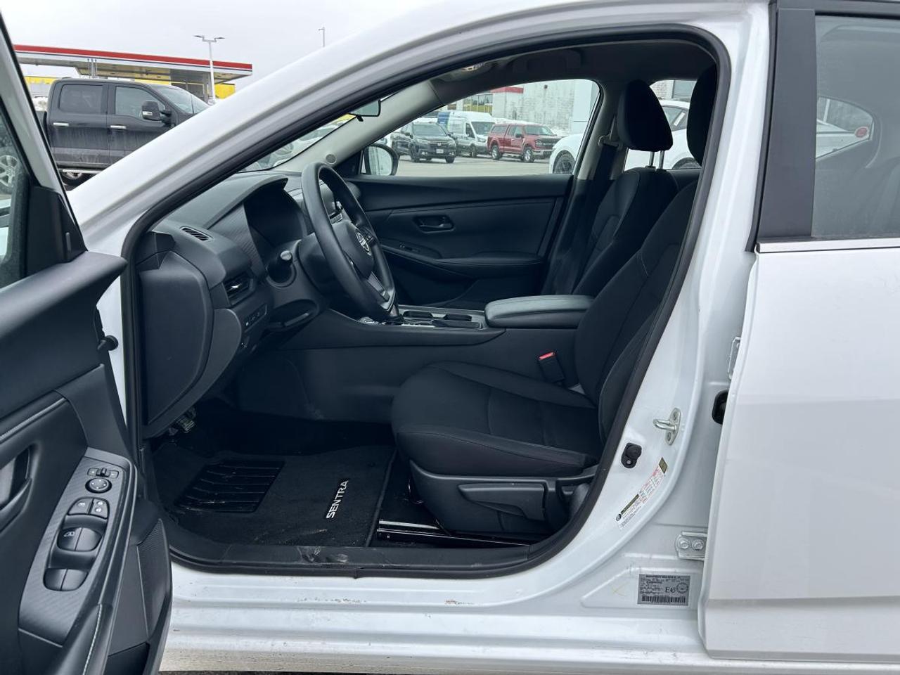 2024 Nissan Sentra S Photo