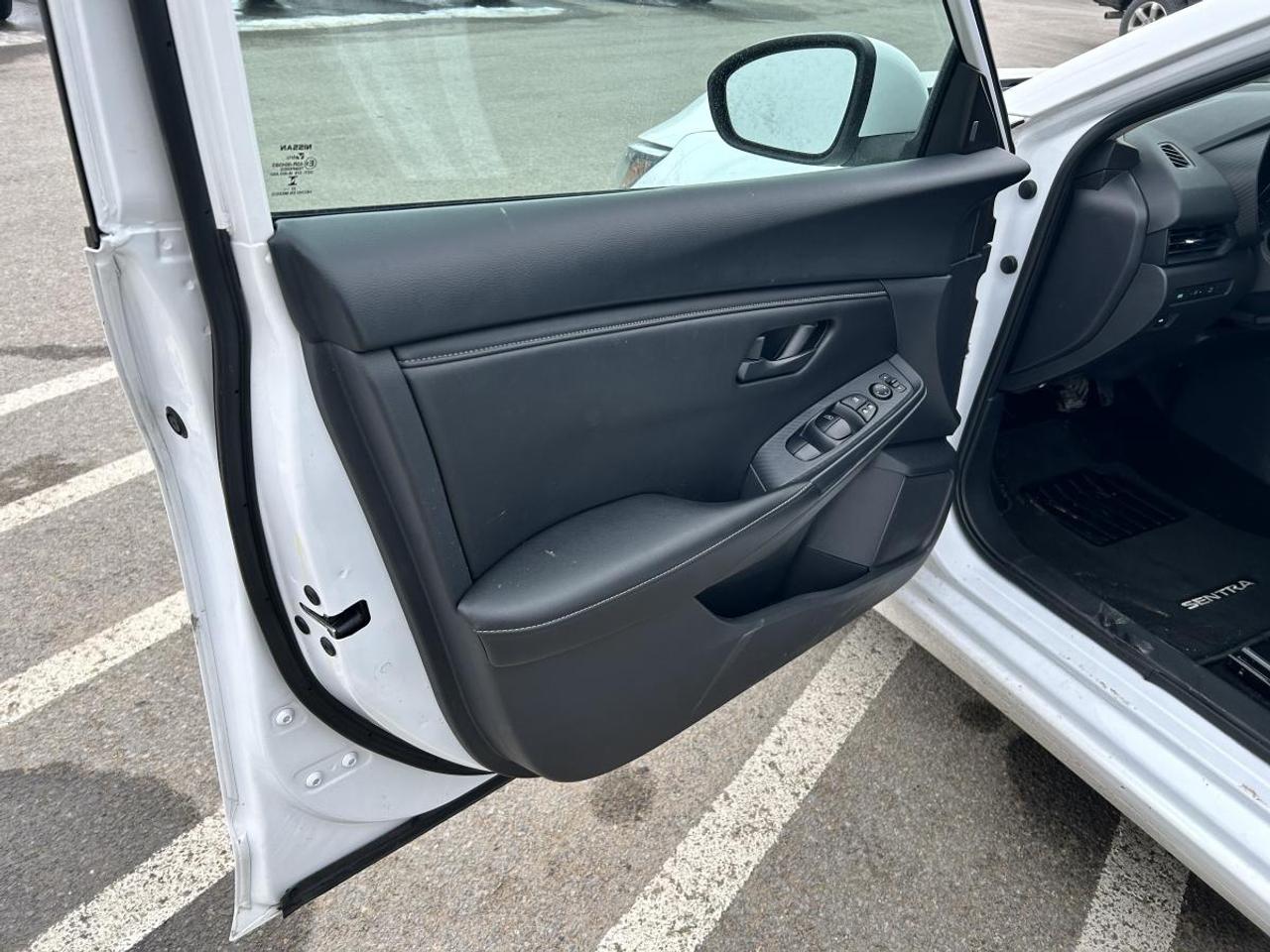 2024 Nissan Sentra S Photo