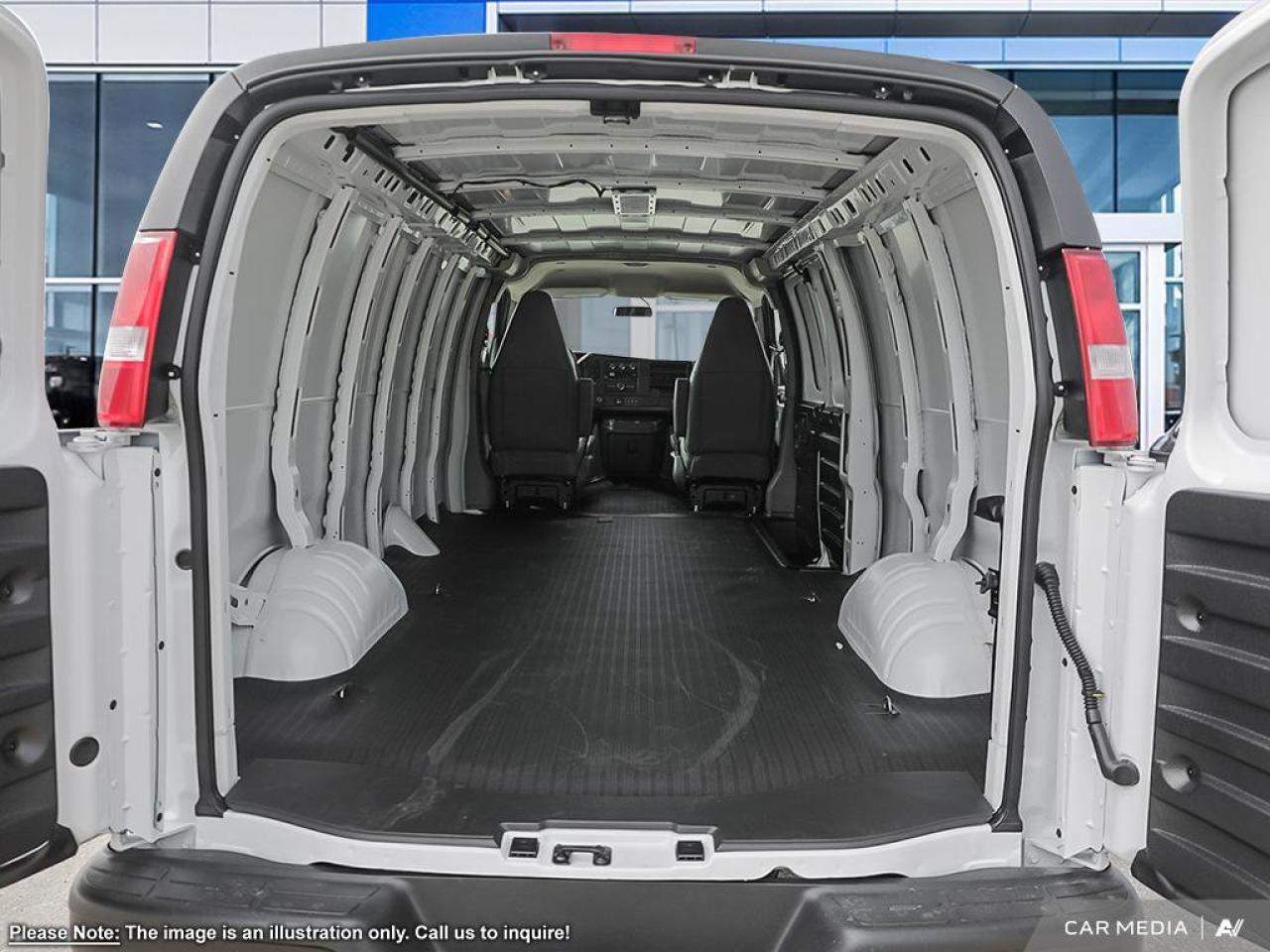 2024 Chevrolet Express Cargo Van  Photo