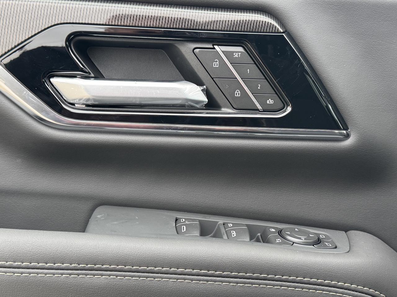 2026 GMC Yukon Elevation Photo