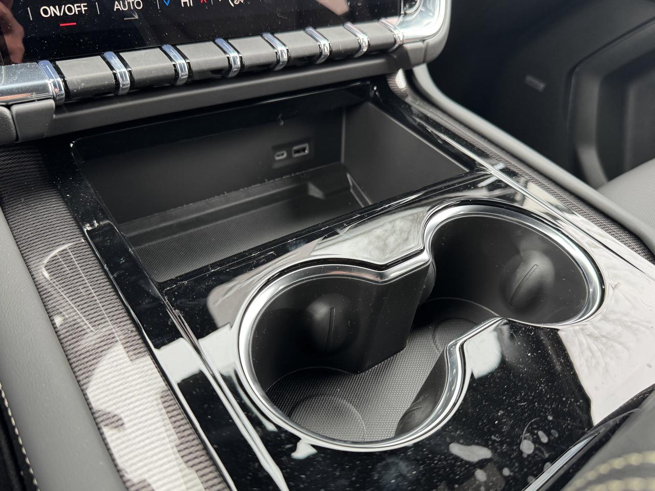 2026 GMC Yukon Elevation Photo