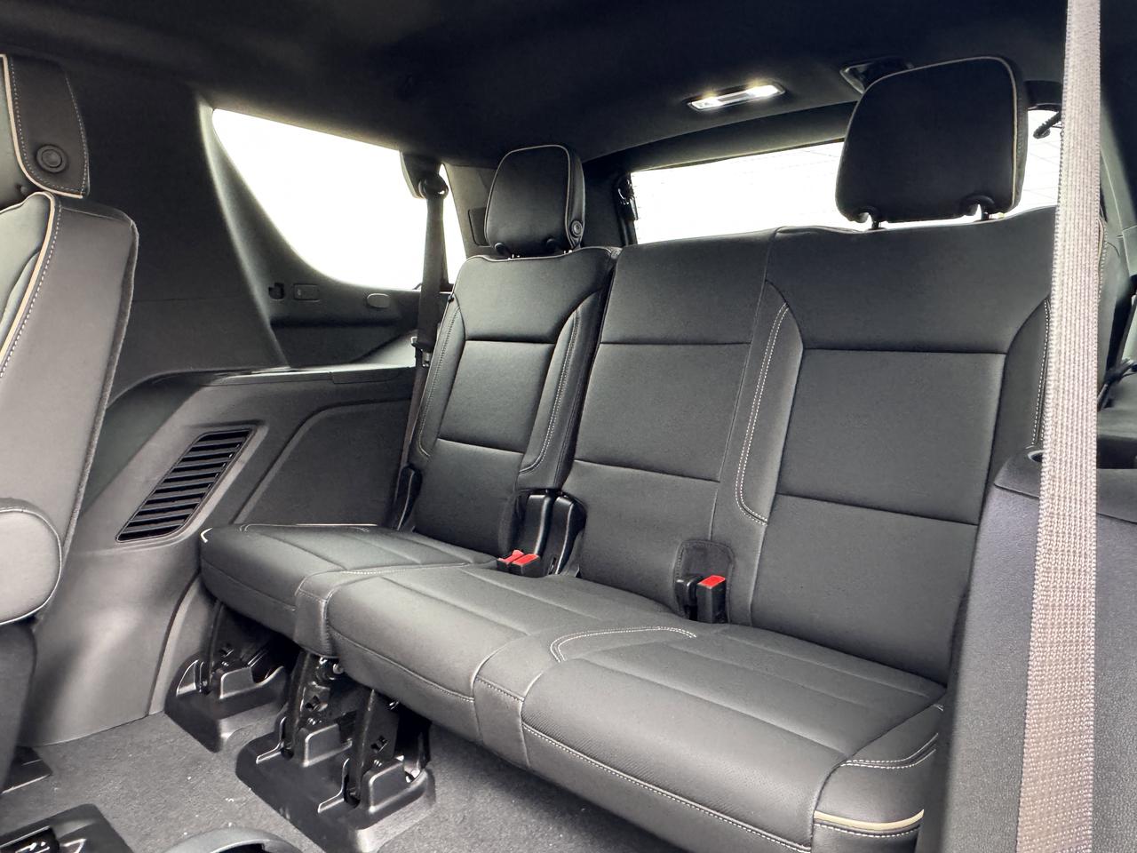 2026 GMC Yukon Elevation Photo