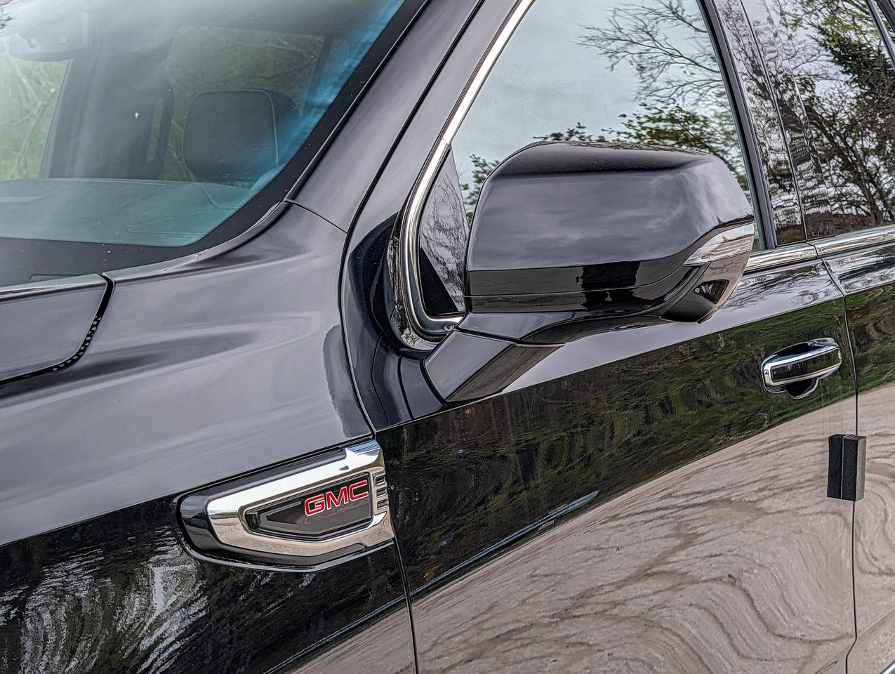 2026 GMC Yukon Elevation Photo