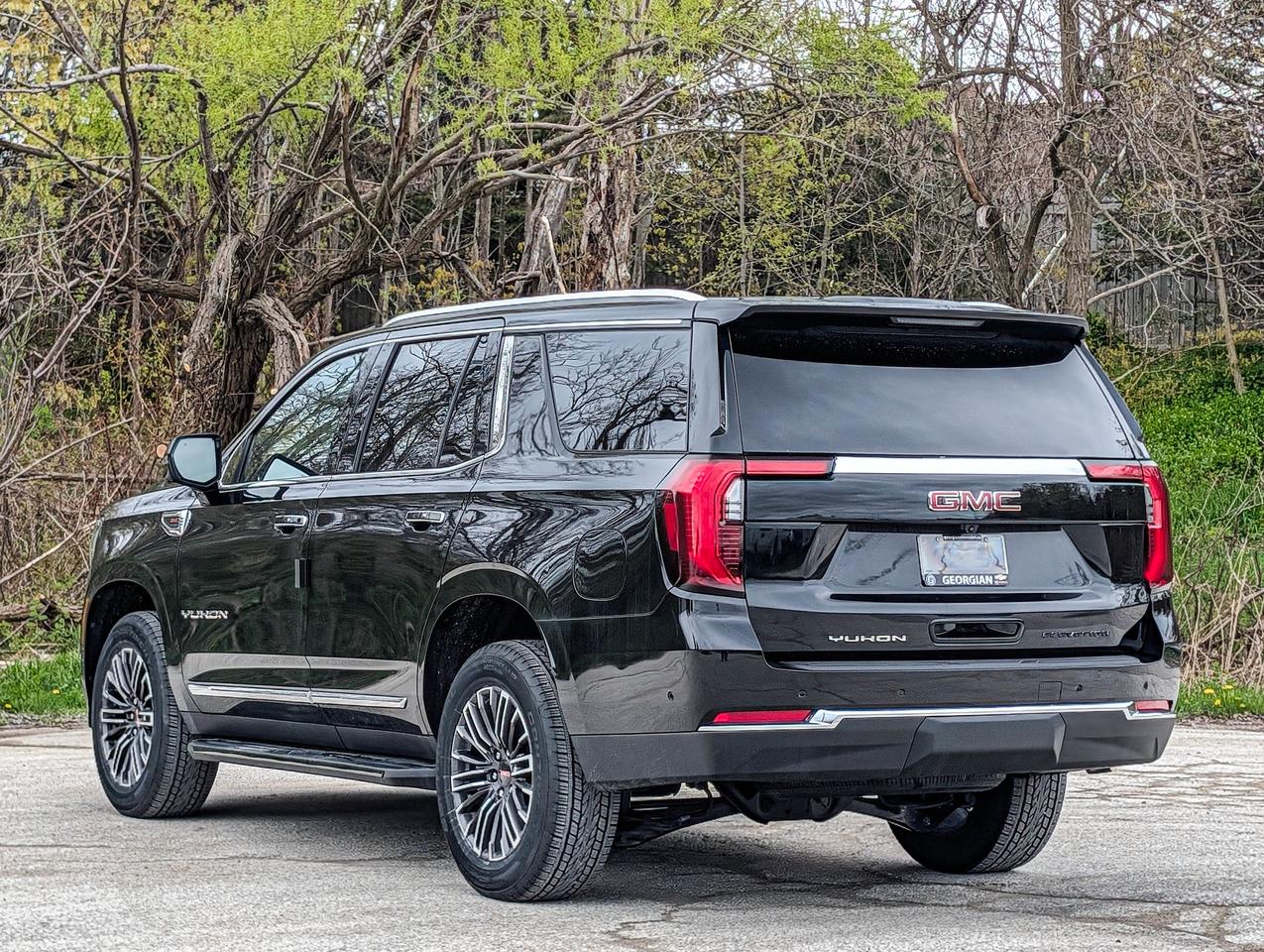2026 GMC Yukon Elevation Photo