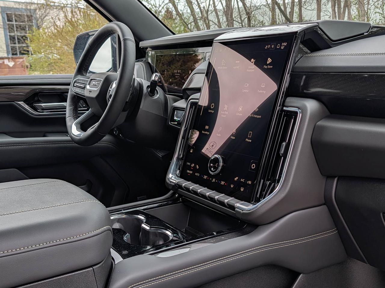 2026 GMC Yukon Elevation Photo