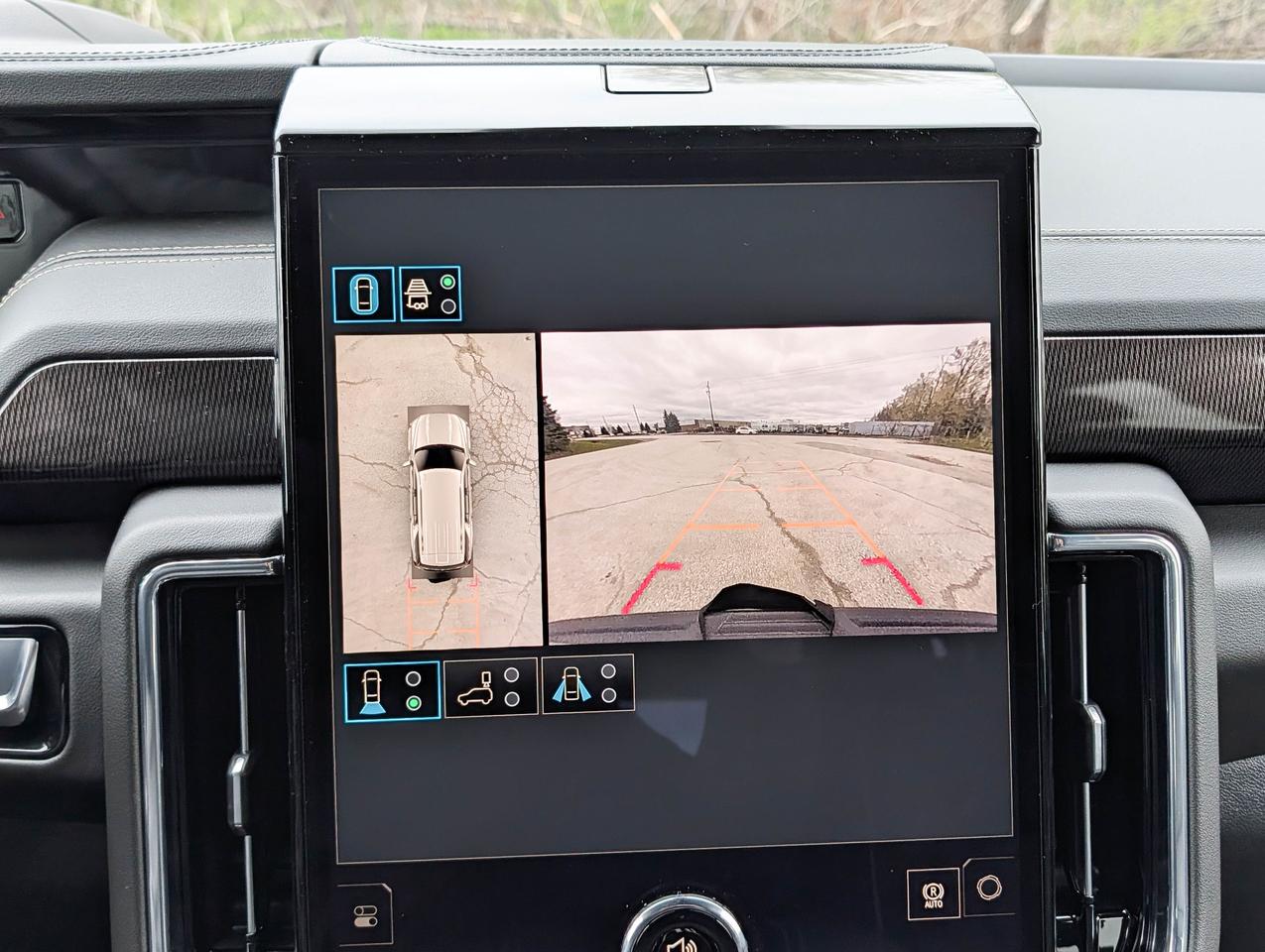 2026 GMC Yukon Elevation Photo