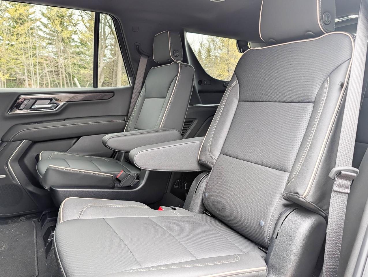 2026 GMC Yukon Elevation Photo