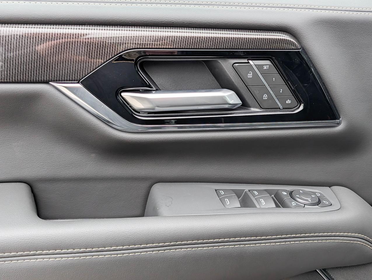 2026 GMC Yukon Elevation Photo