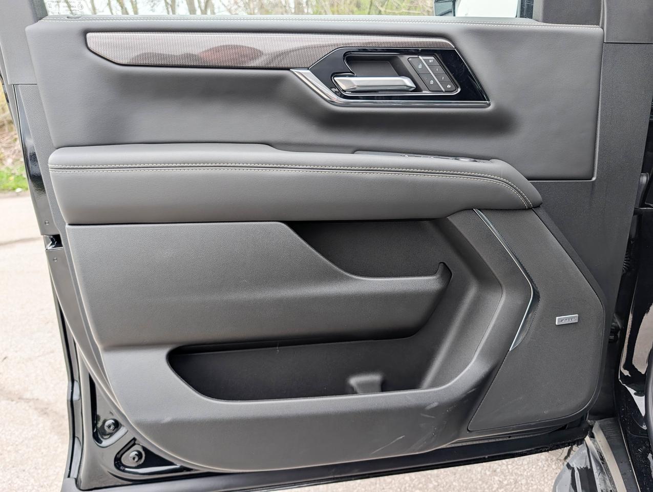 2026 GMC Yukon Elevation Photo