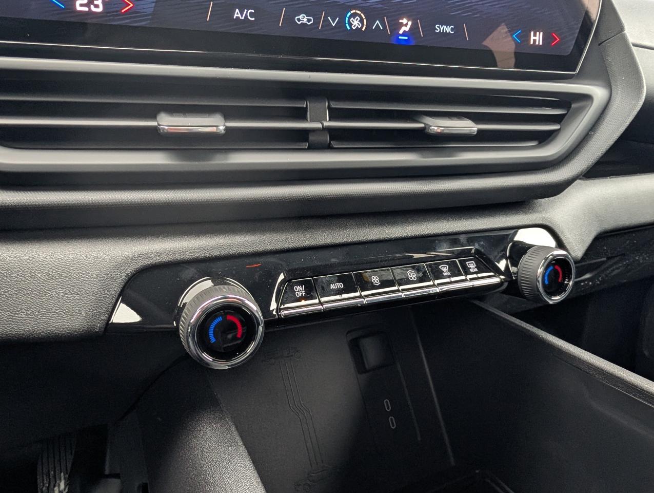 2026 Chevrolet Silverado EV Max Range Work Truck Photo