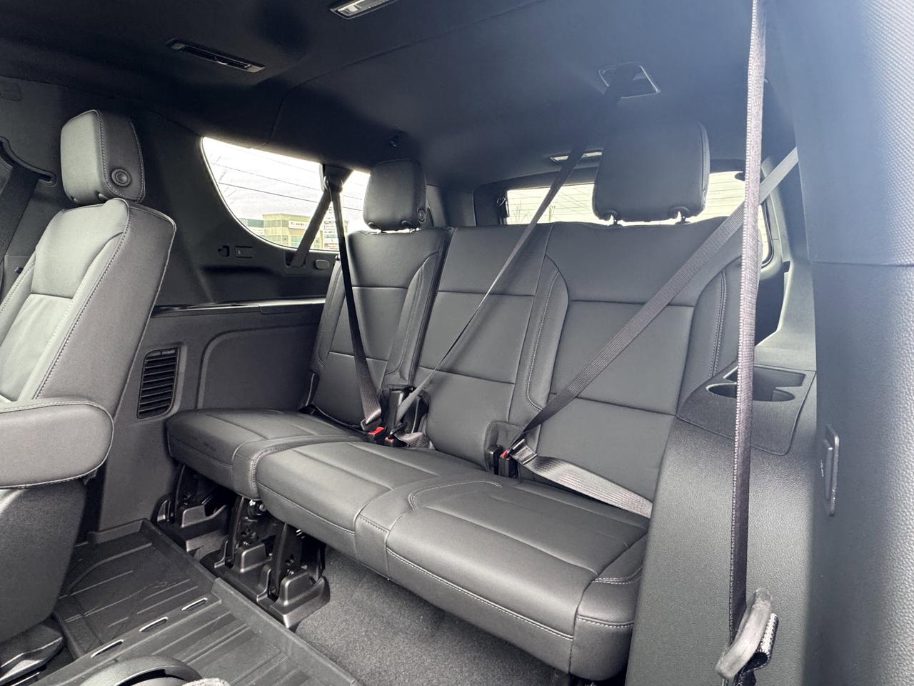 2026 Chevrolet Suburban Z71 Photo