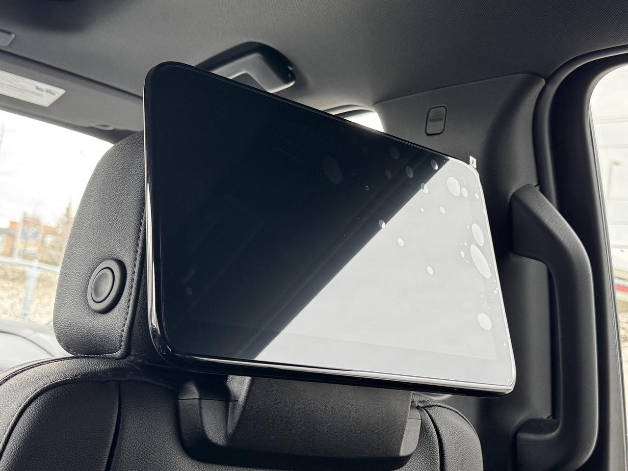 2026 Chevrolet Suburban Z71 Photo