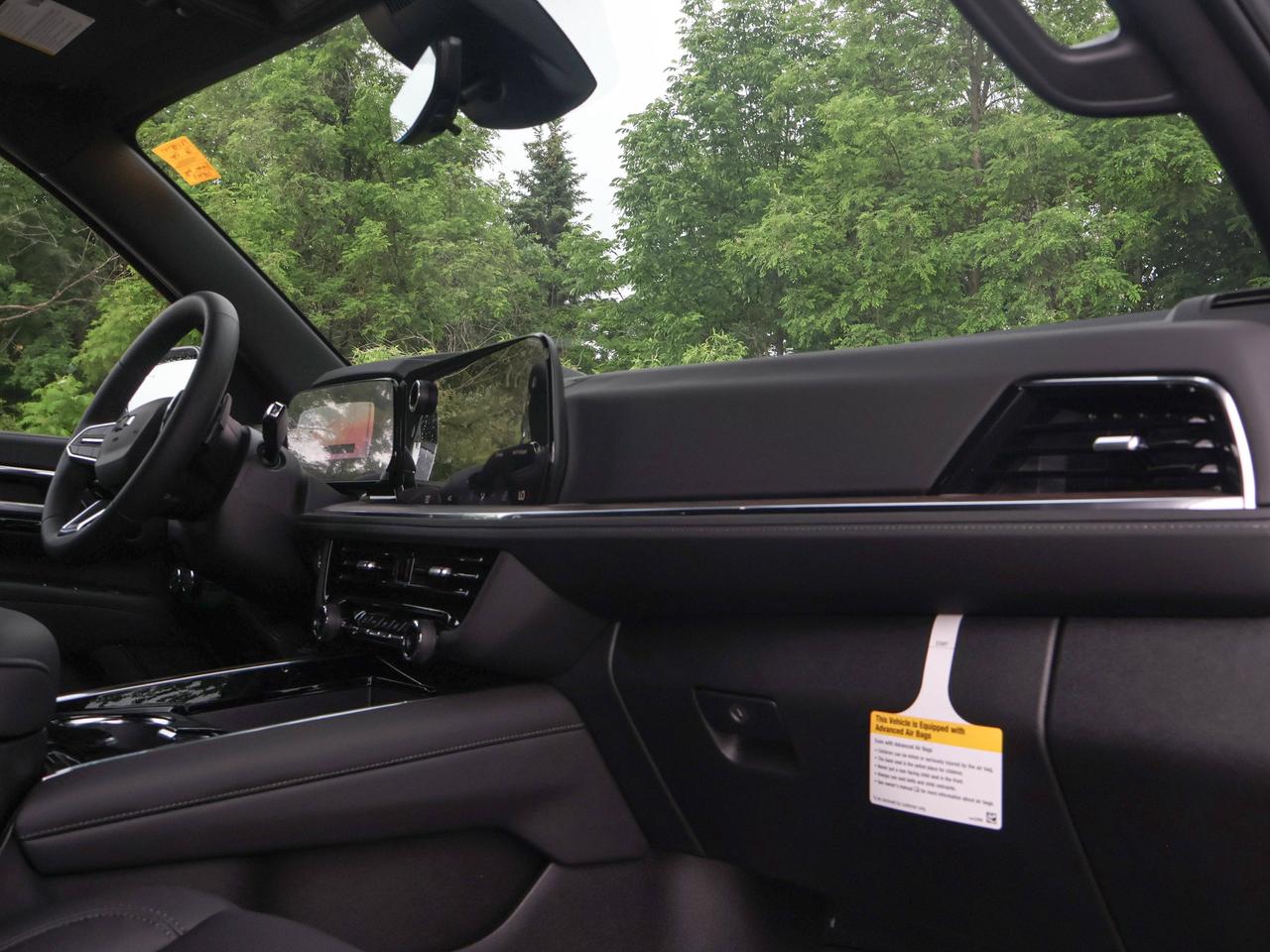 2026 Chevrolet Suburban Z71 Photo