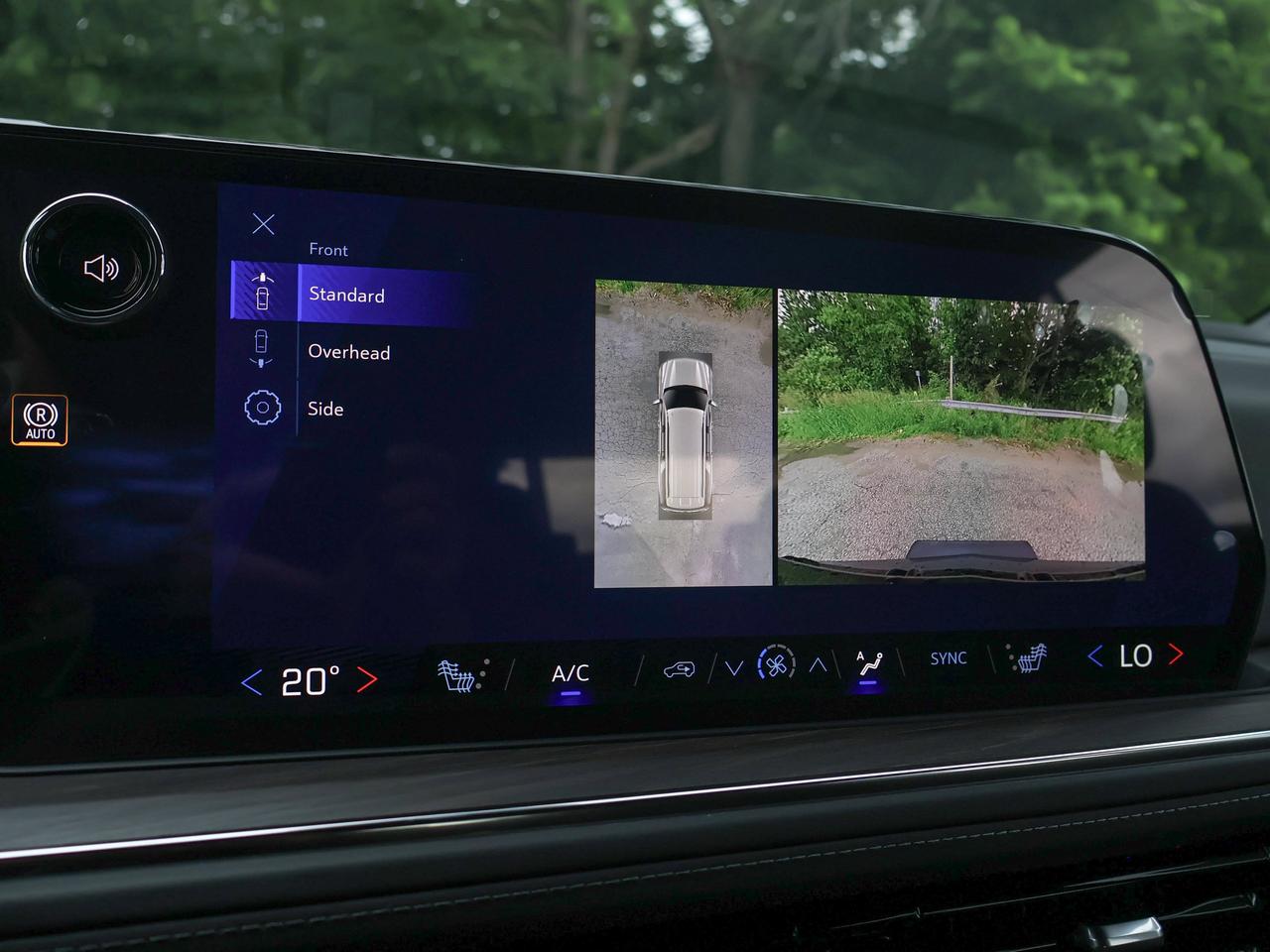 2026 Chevrolet Suburban Z71 Photo