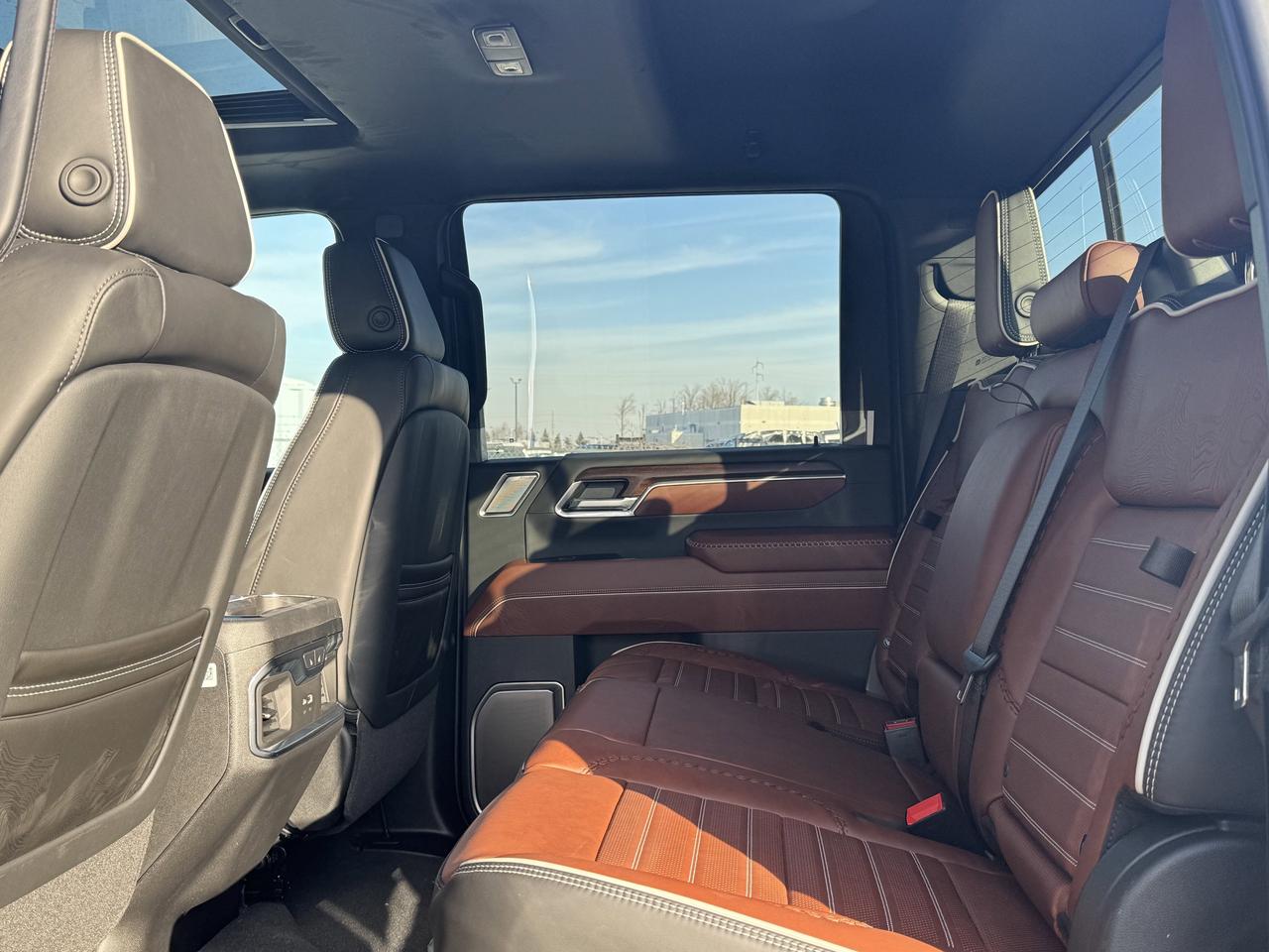 2026 GMC SIERRA 2500HD Denali Ultimate Photo