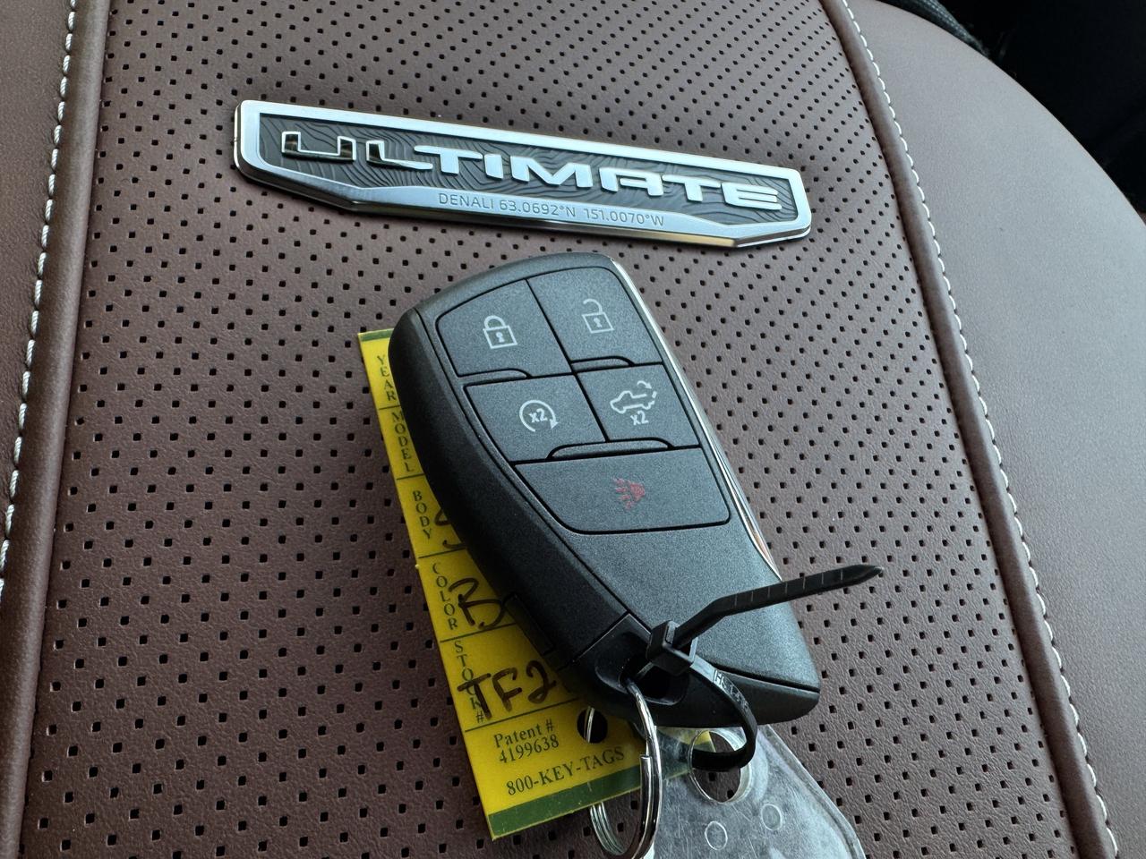 2026 GMC SIERRA 2500HD Denali Ultimate Photo