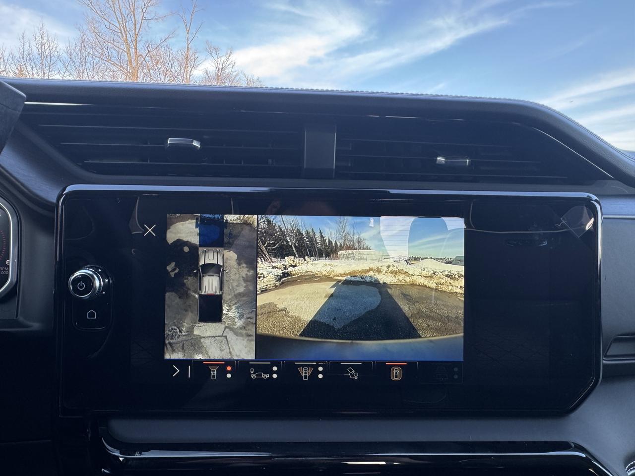 2026 GMC SIERRA 2500HD AT4X Photo