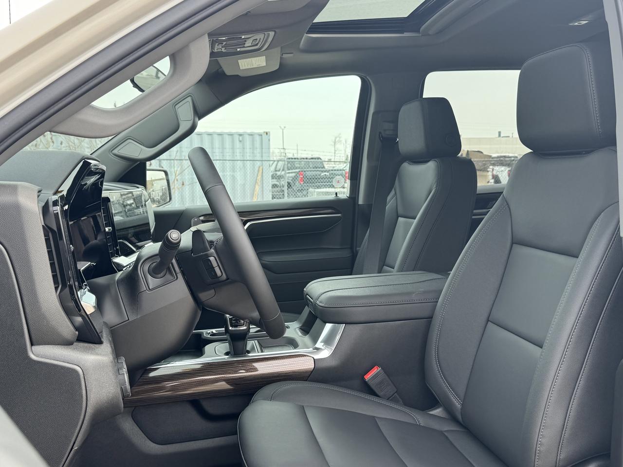 2026 Chevrolet Silverado 1500 RST Photo