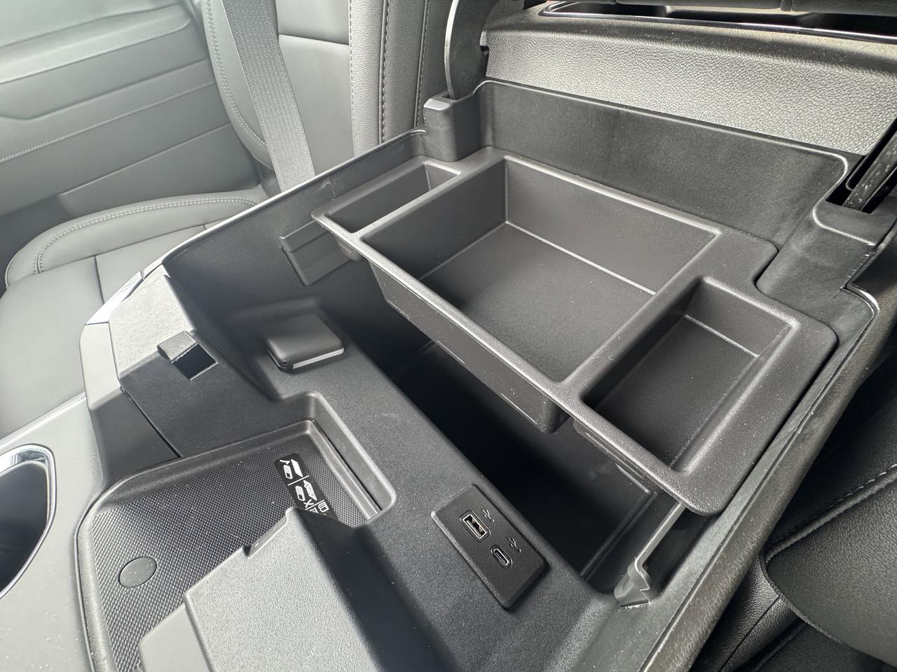 2026 Chevrolet Silverado 1500 RST Photo