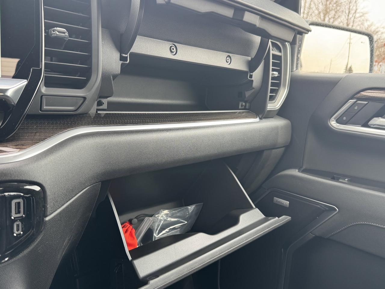 2026 Chevrolet Silverado 1500 RST Photo