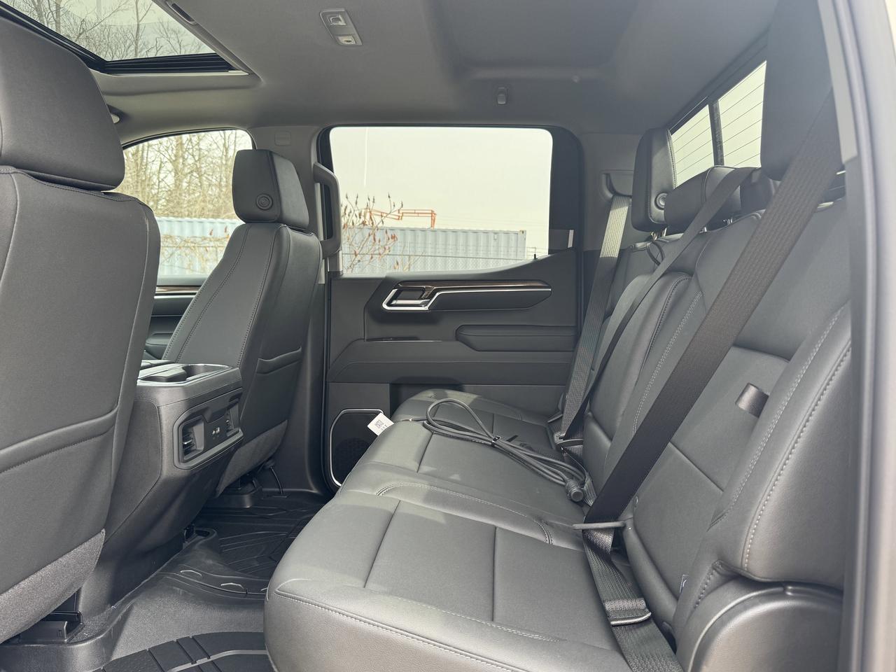 2026 Chevrolet Silverado 1500 RST Photo