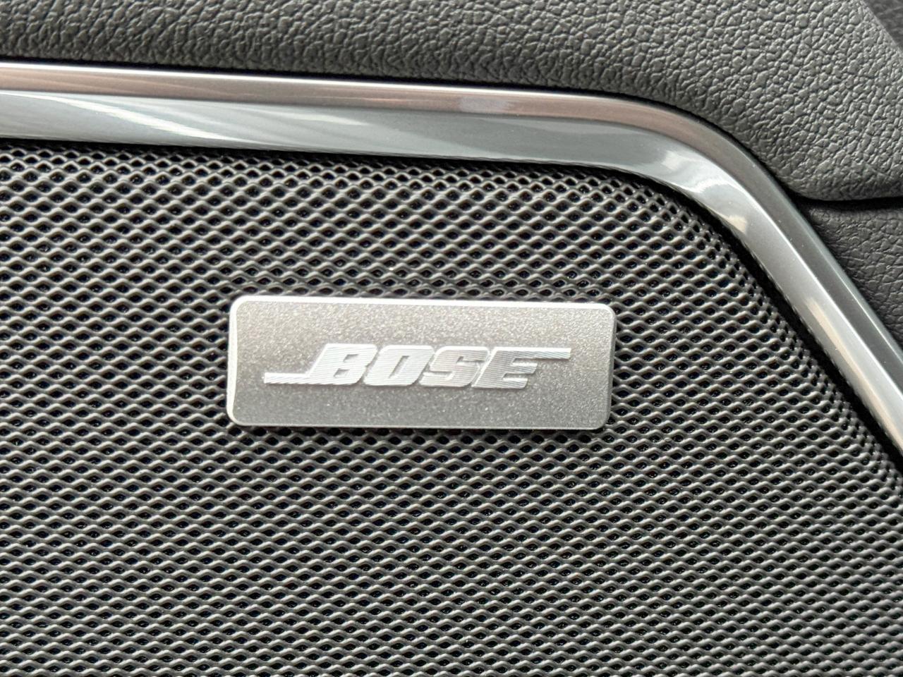 2026 GMC Sierra 1500 SLT Photo