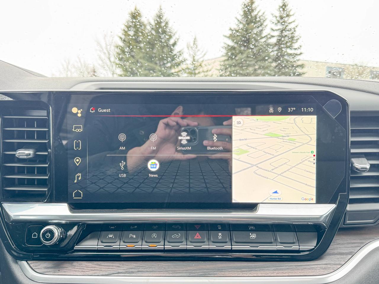 2026 GMC Sierra 1500 SLT Photo