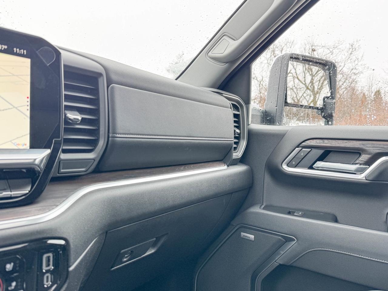 2026 GMC Sierra 1500 SLT Photo