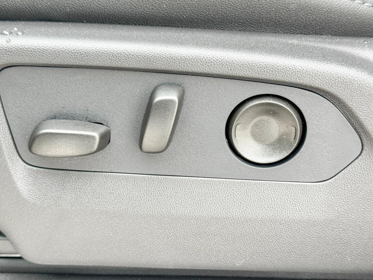 2026 GMC Sierra 1500 SLT Photo