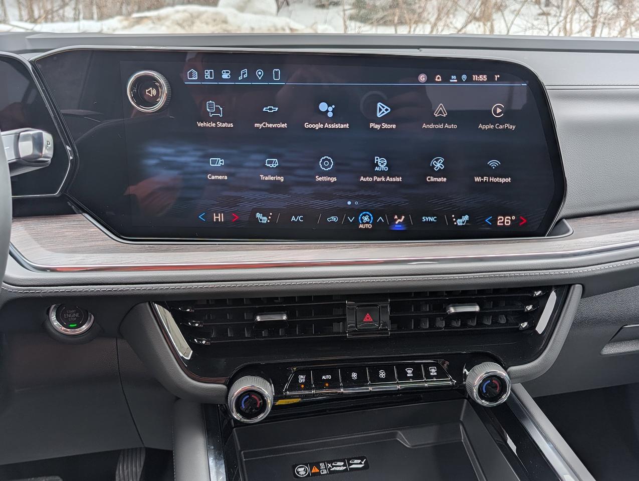 2026 Chevrolet Suburban LT Photo
