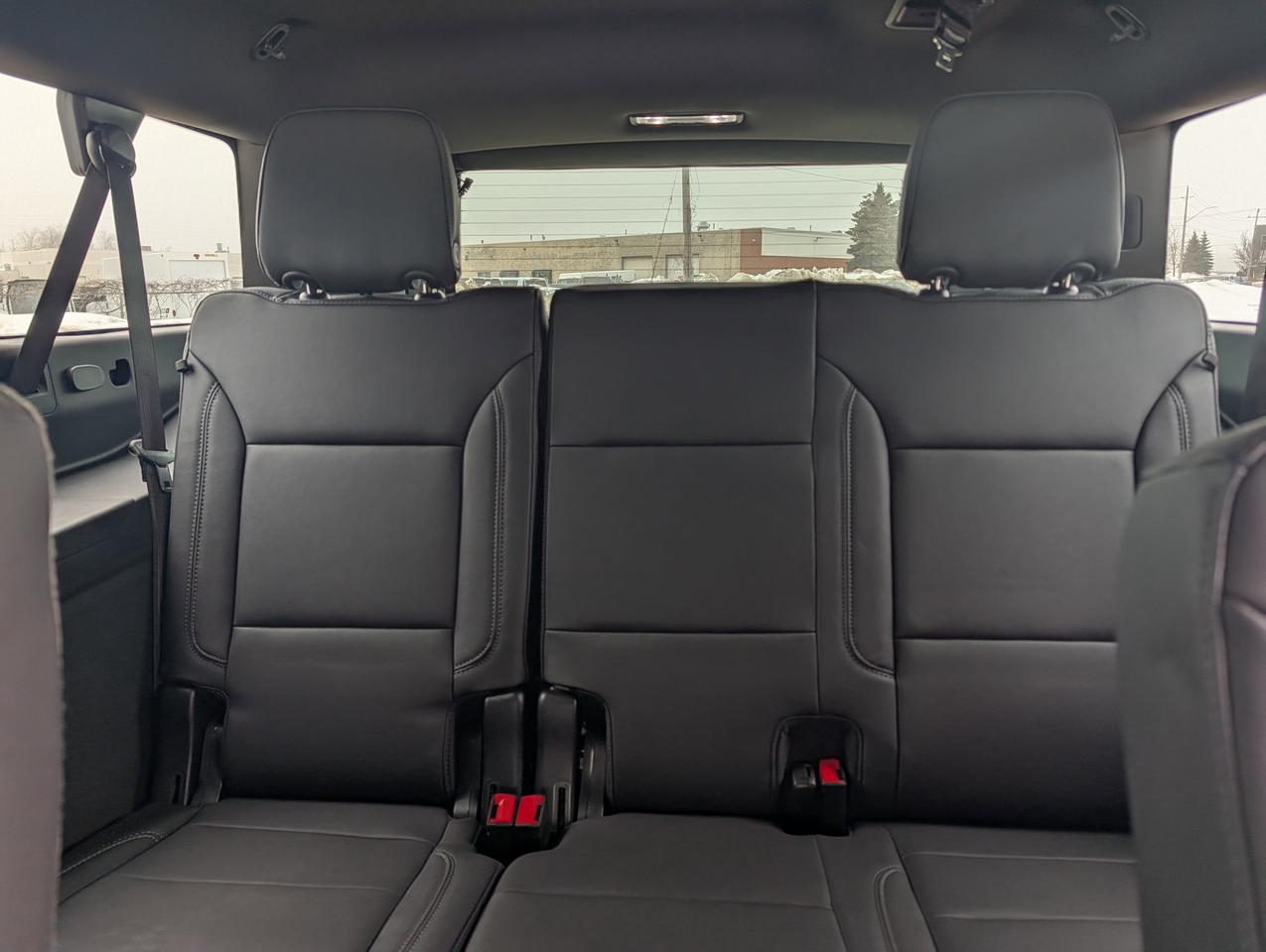 2026 Chevrolet Suburban LT Photo