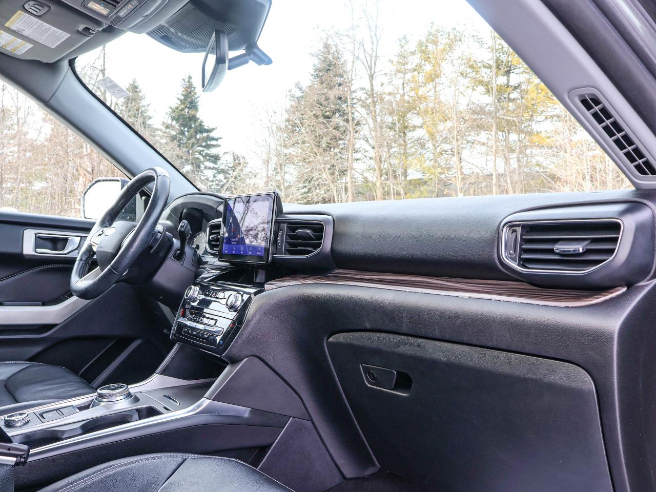 2021 Ford Explorer LIMITED Photo