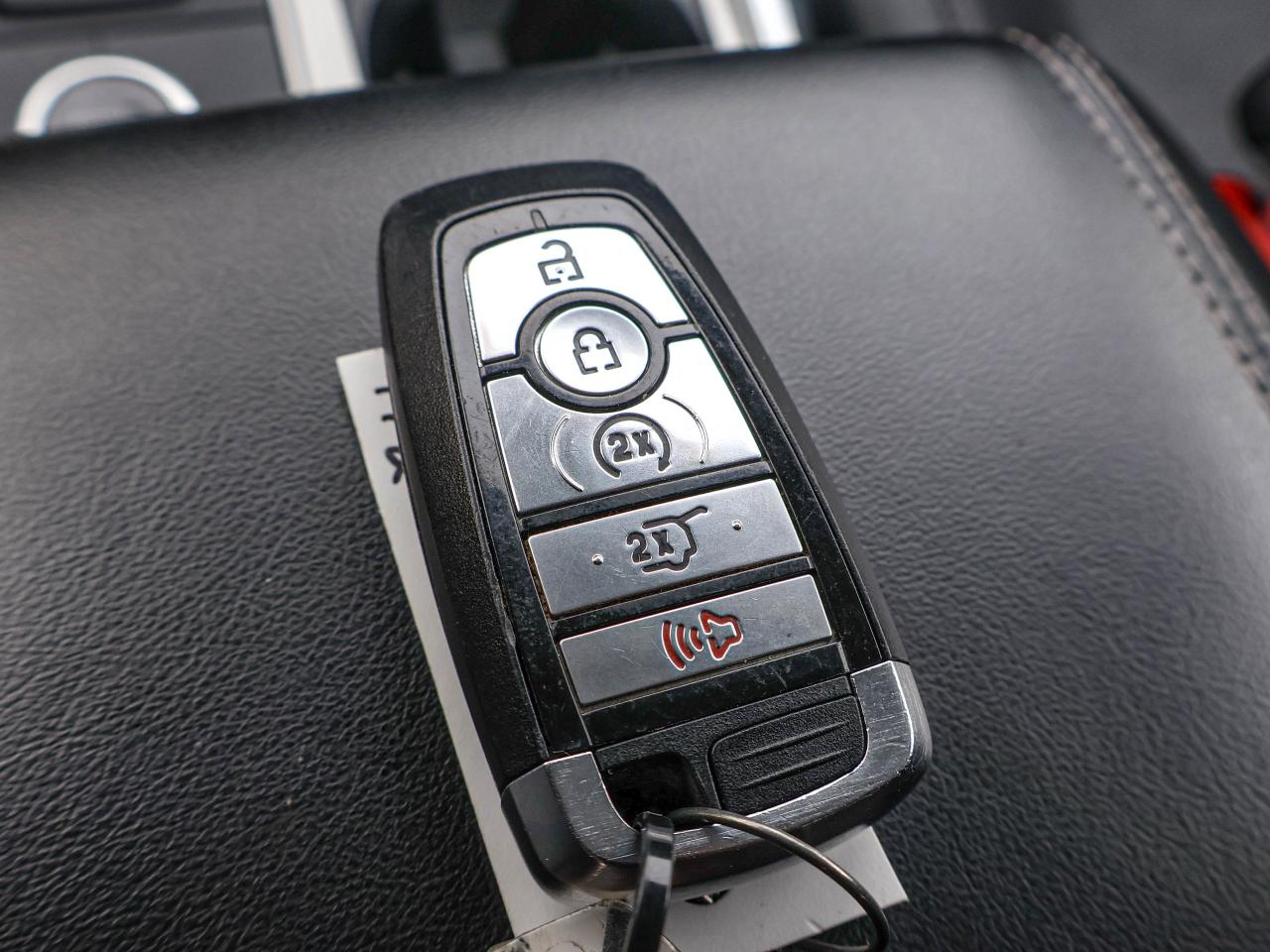 2021 Ford Explorer LIMITED Photo