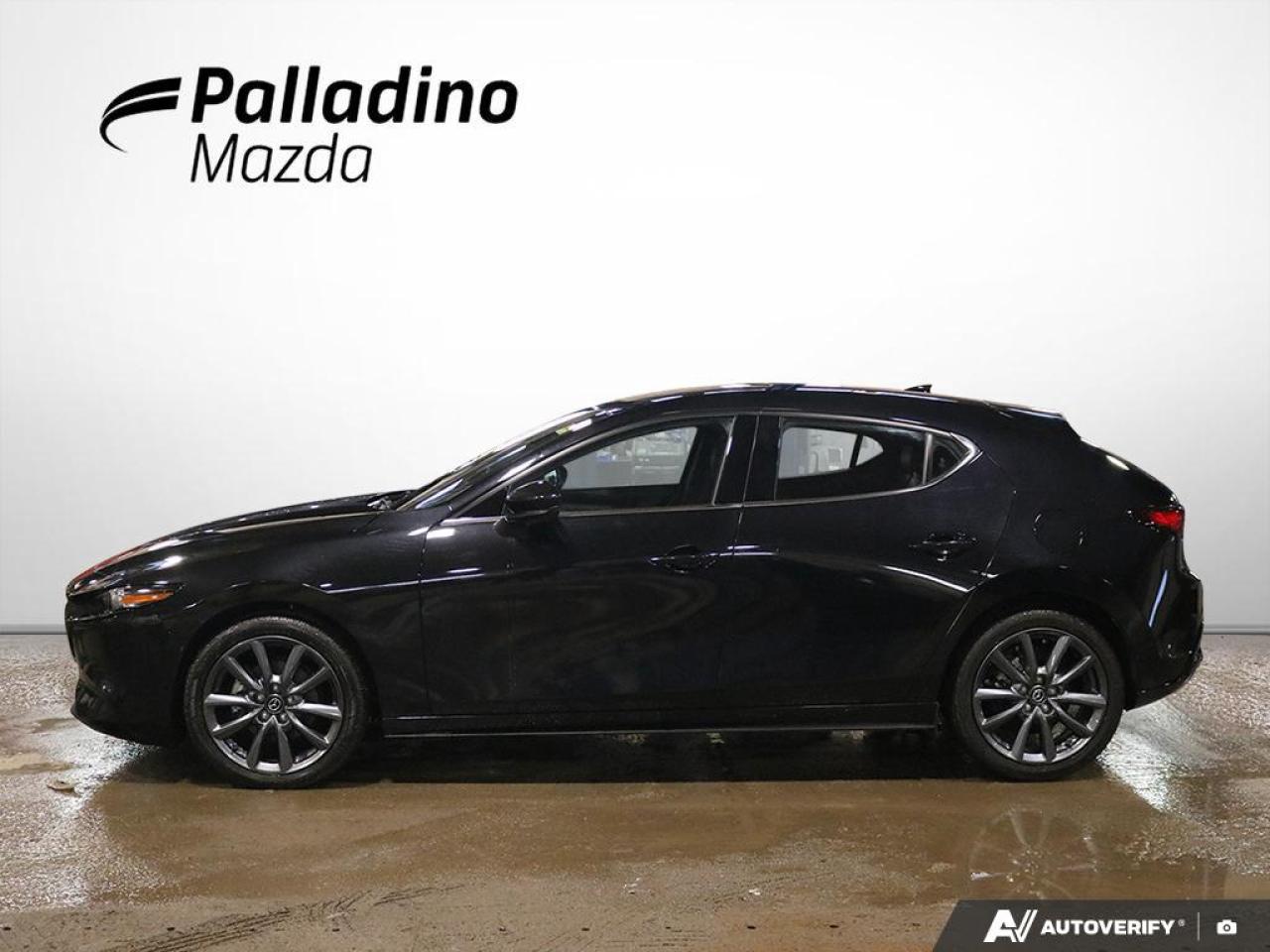 2025 Mazda MAZDA3 SPORT GT Photo2