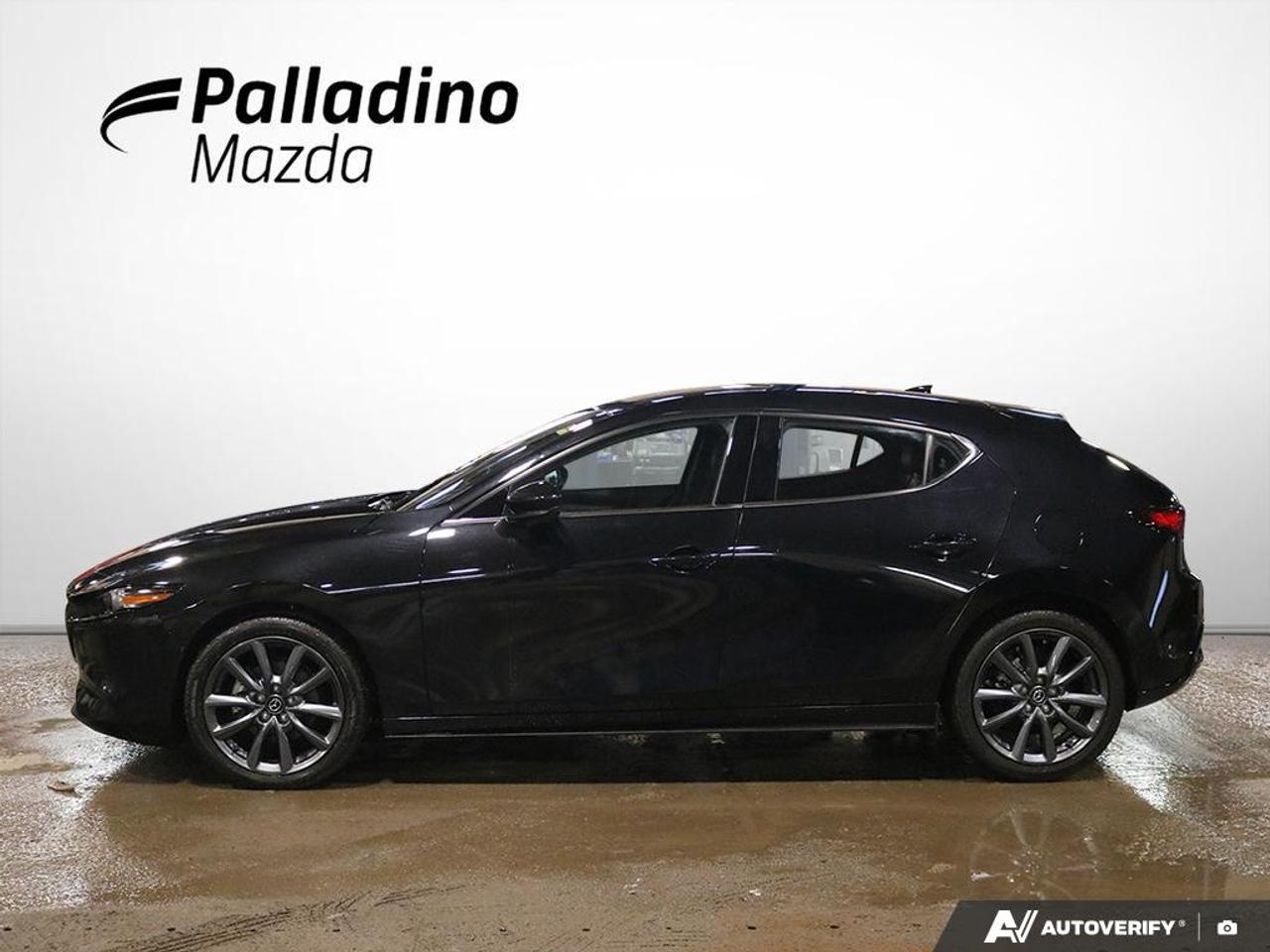 2025 Mazda MAZDA3 SPORT GT Photo