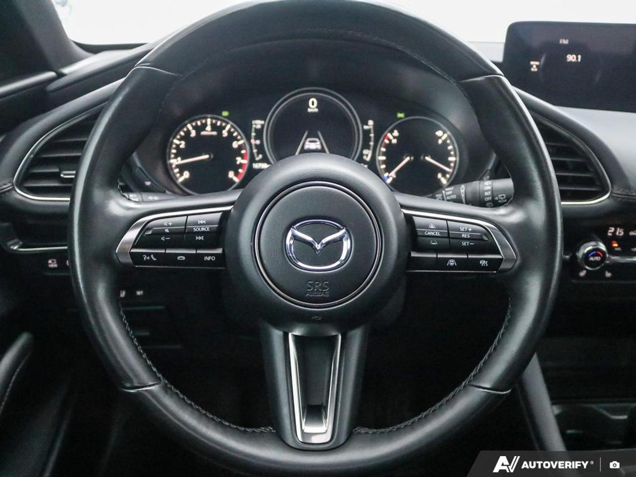 2025 Mazda MAZDA3 SPORT GT Photo