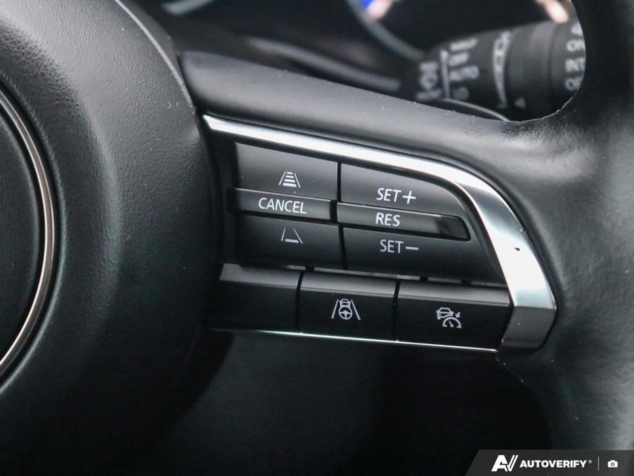 2025 Mazda MAZDA3 SPORT GT Photo