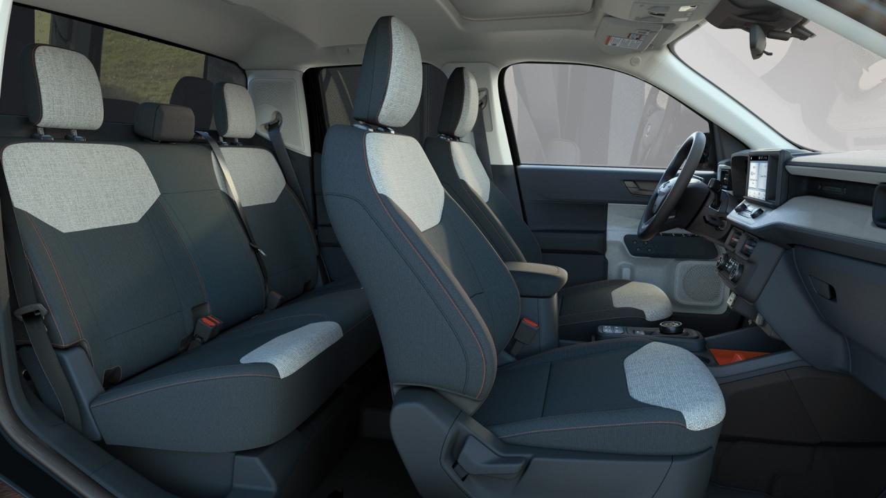 2022 Ford Maverick XLT AWD Photo2