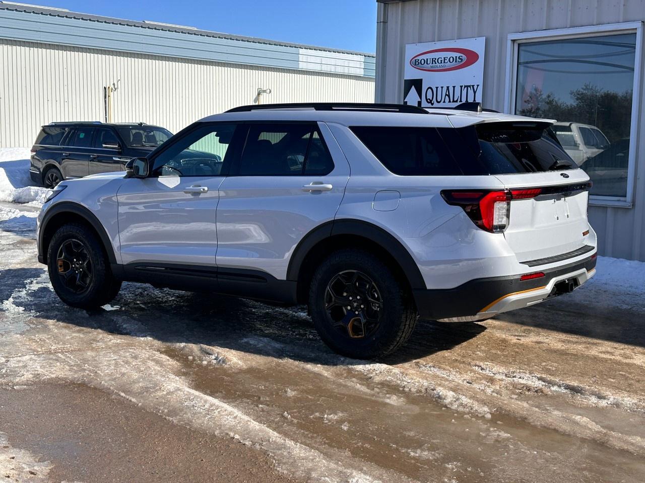 2026 Ford Explorer Tremor 4WD Photo