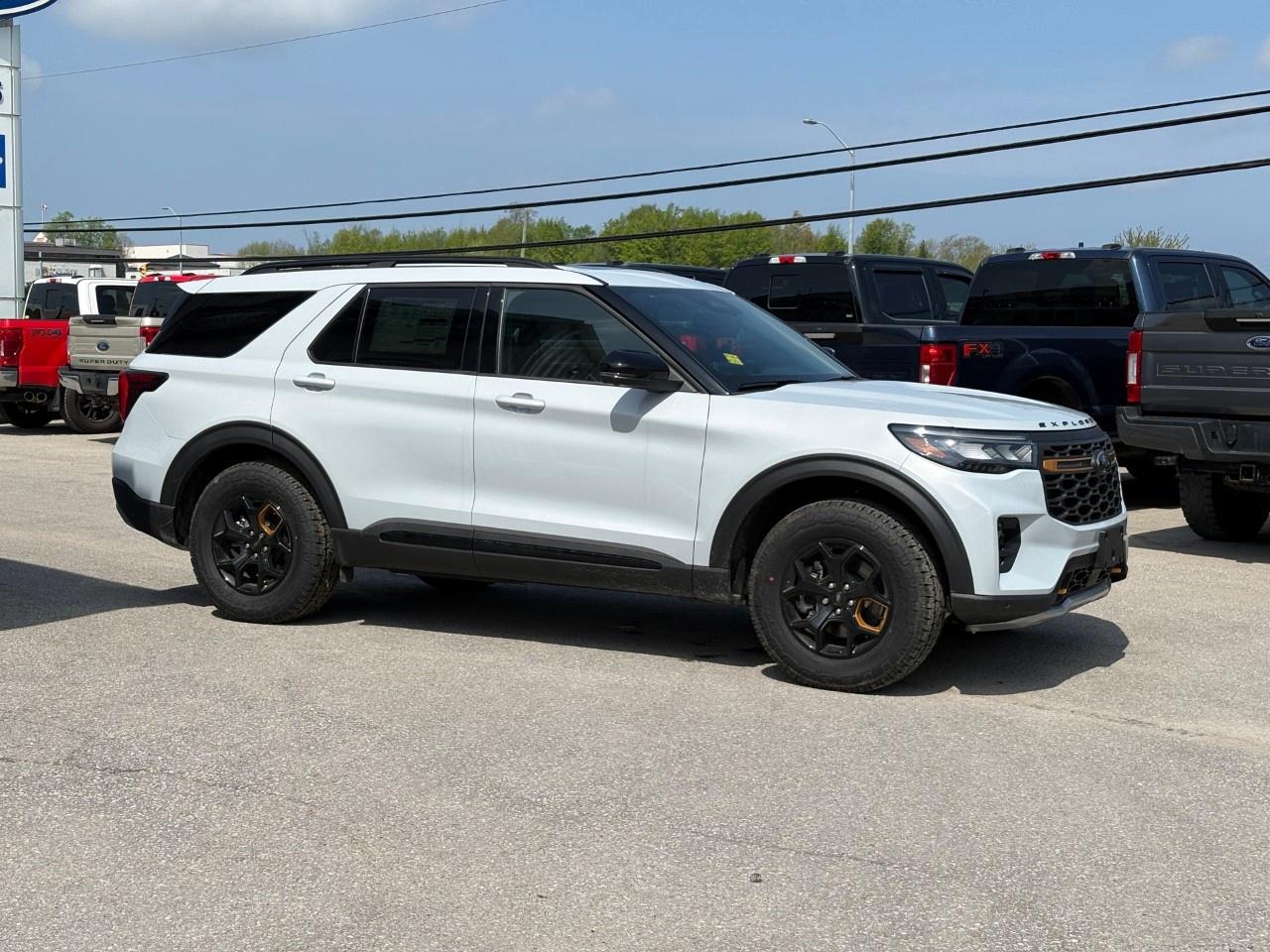 2026 Ford Explorer Tremor 4WD Photo