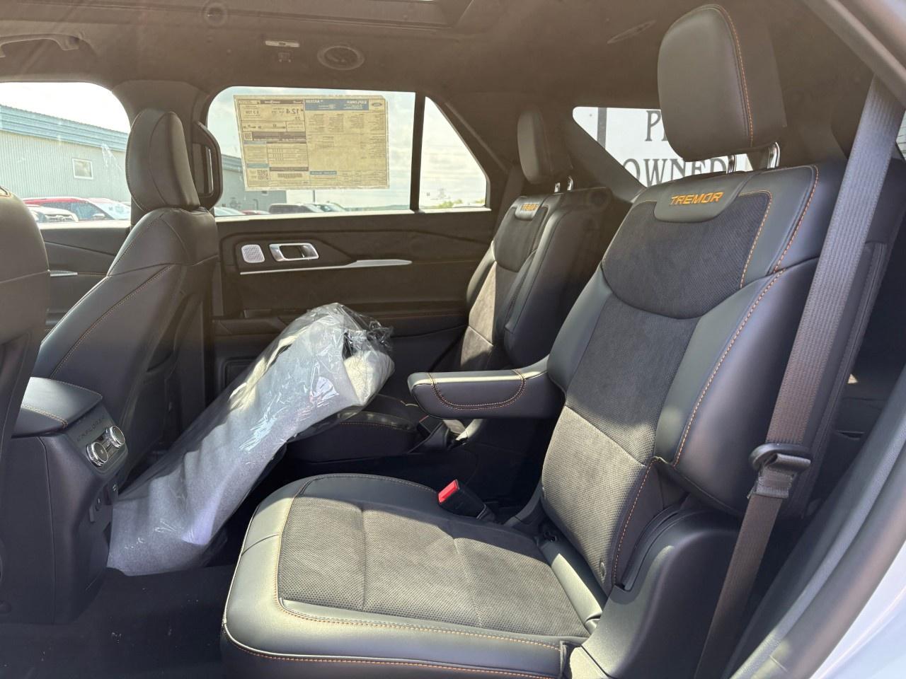 2026 Ford Explorer Tremor 4WD Photo