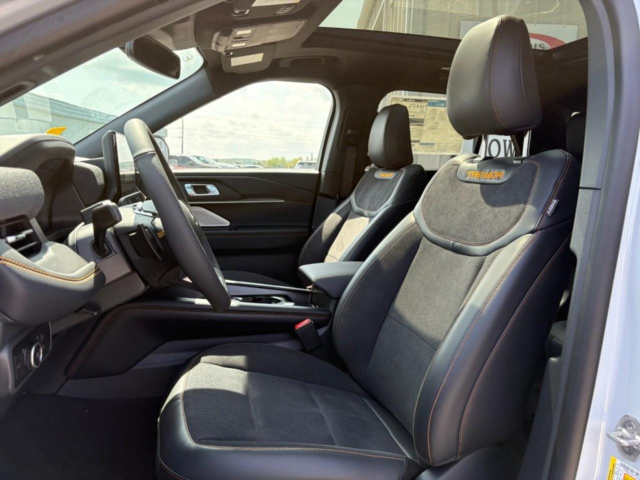 2026 Ford Explorer Tremor 4WD Photo