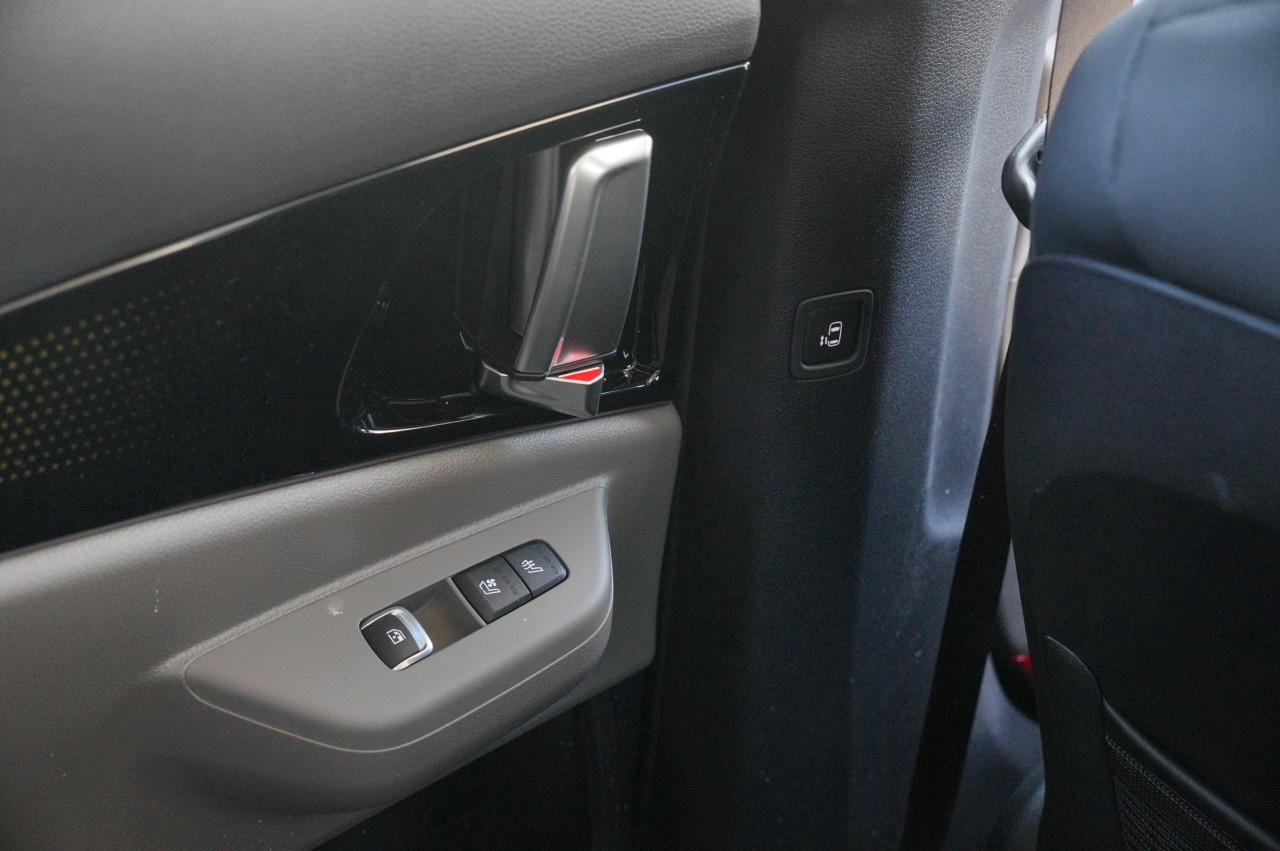 2026 Kia Carnival SX  FWD Photo