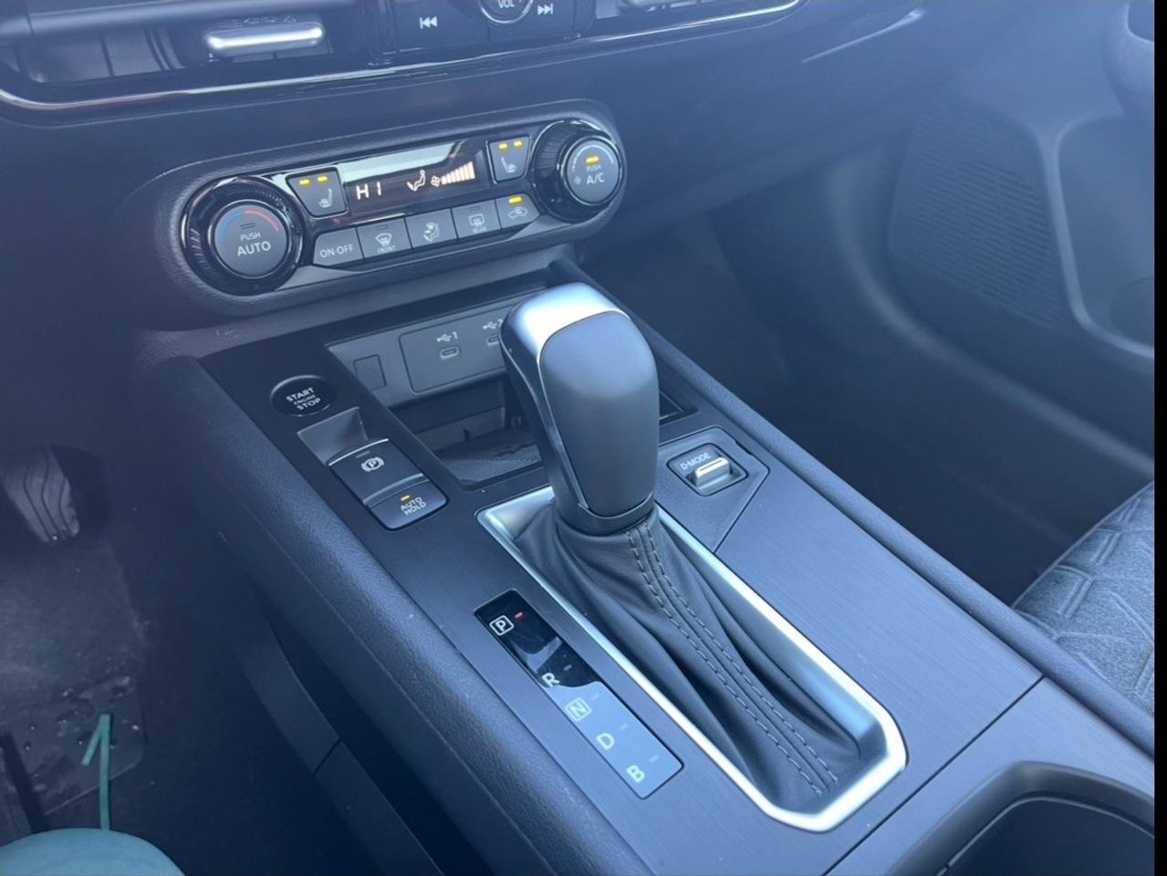 2026 Nissan Kicks SV AWD Photo