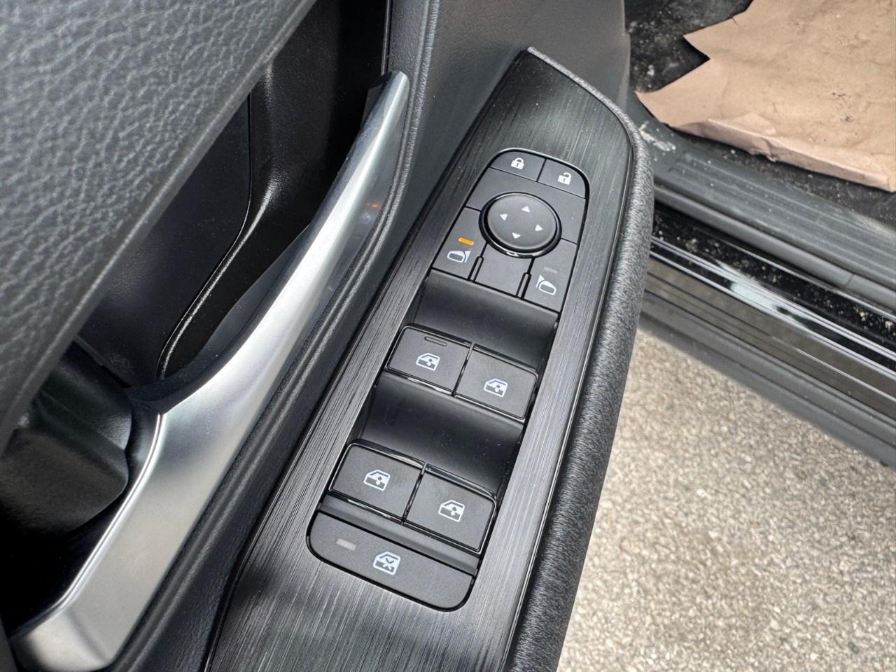 2026 Nissan Kicks SV AWD Photo