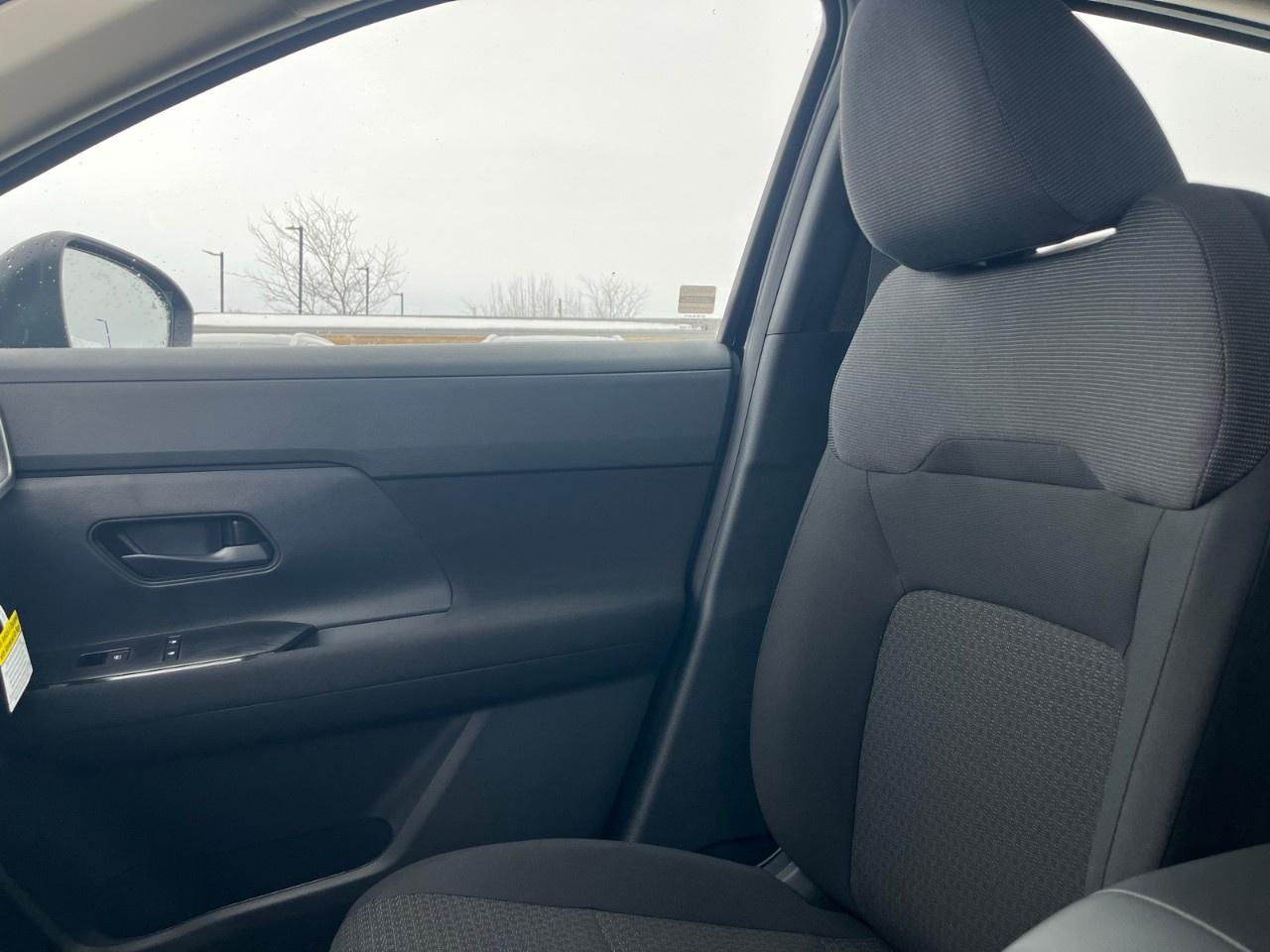 2026 Nissan Kicks S AWD Photo